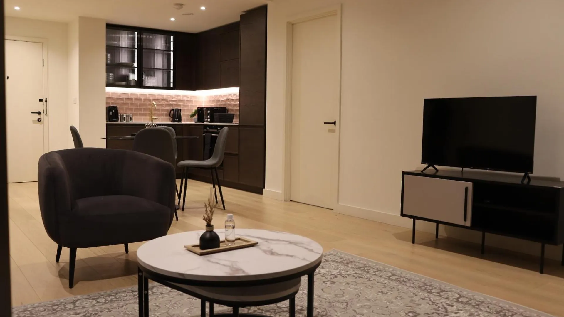 Luxury 2 Bed 2 Bath City Apartment London 0*,  United Kingdom