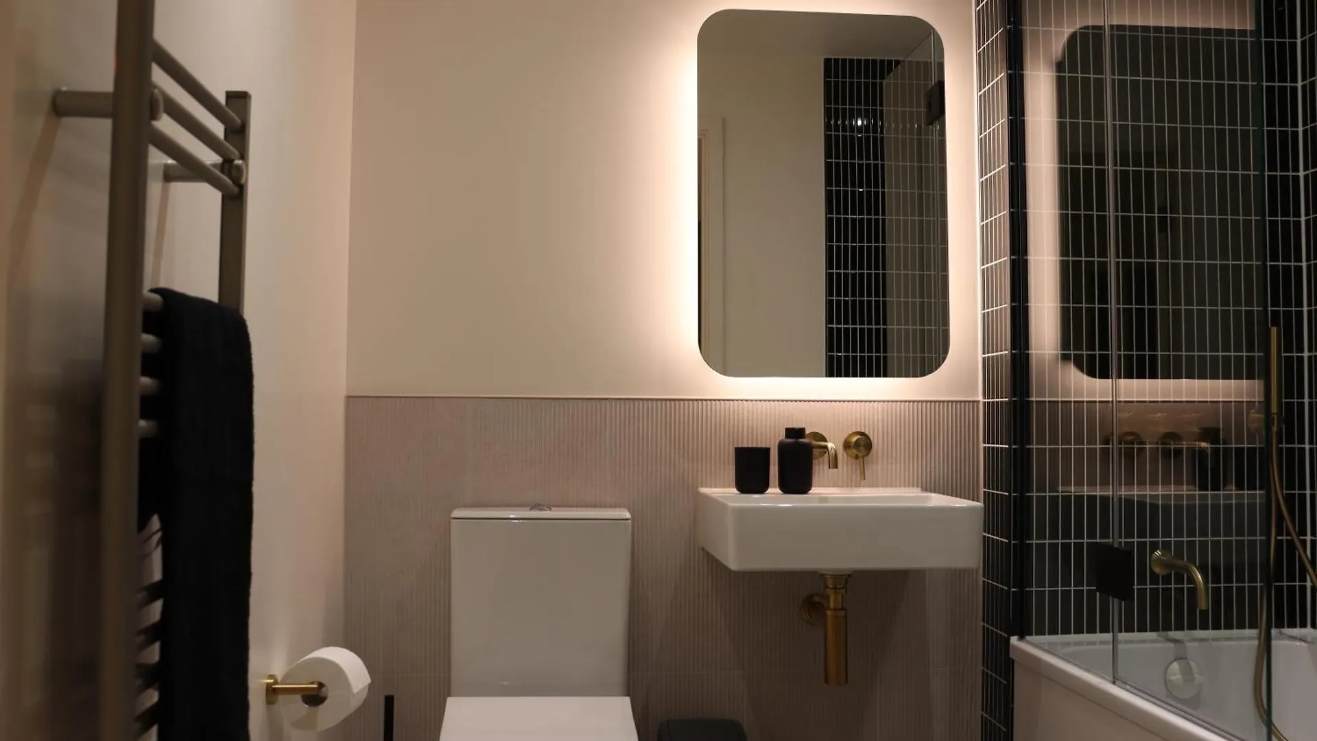 Luxury 2 Bed 2 Bath City Apartment London United Kingdom