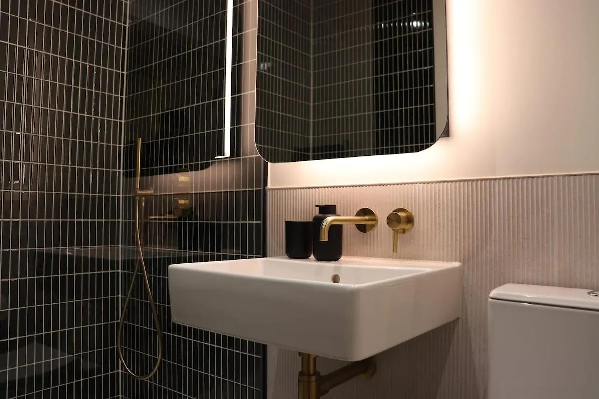 Luxury 2 Bed 2 Bath City Apartment London United Kingdom